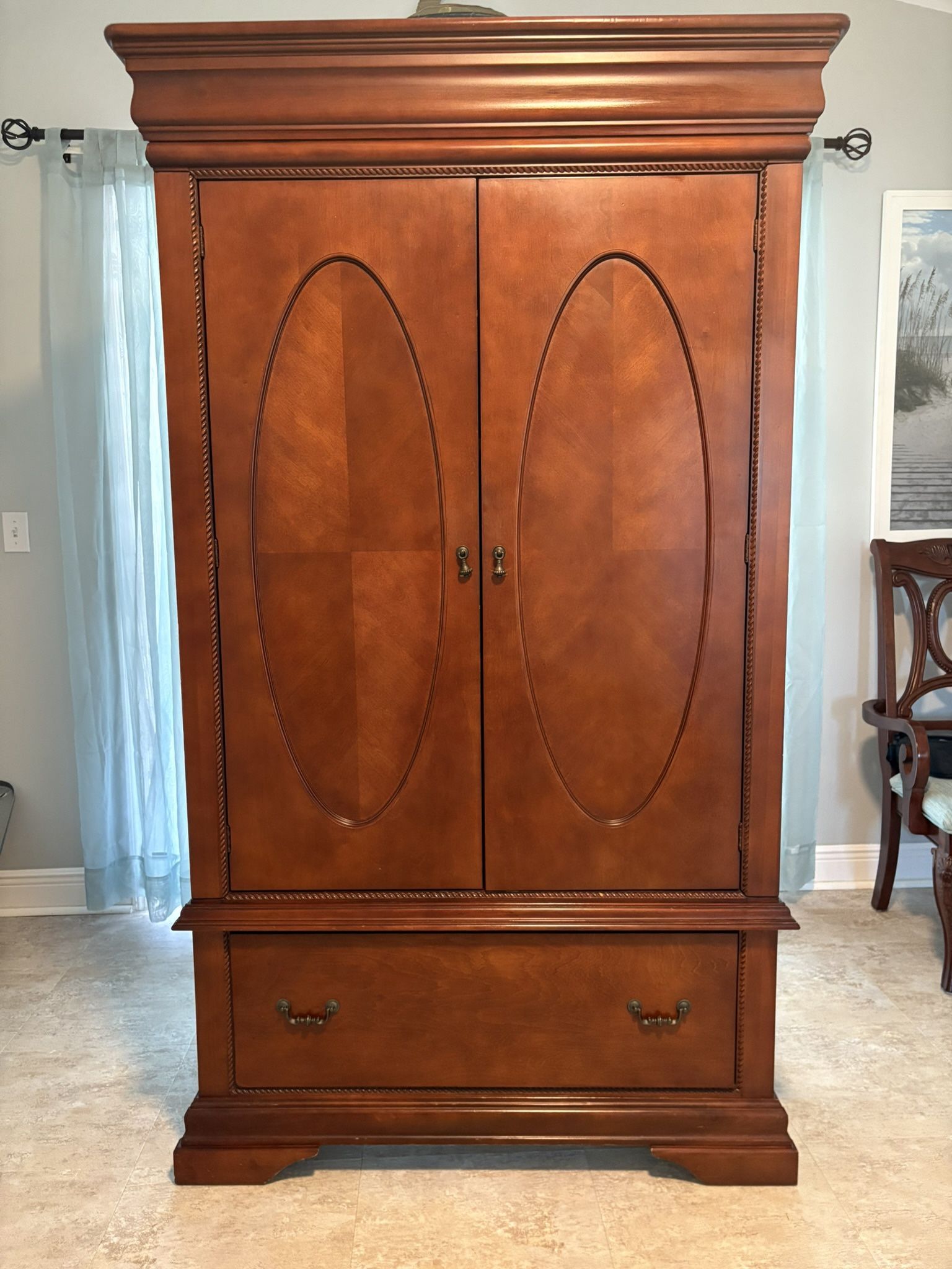 Armoire