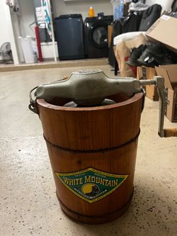 White Mountain Triple Motion Ice Cream Freezer