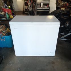 Hotpoint Chest Freezer 