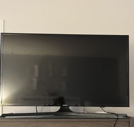 Samsung Television 40”