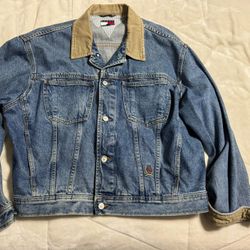 Vintage Tommy Hilfiger Crest Logo Jean Jacket