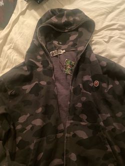Bathing apes
