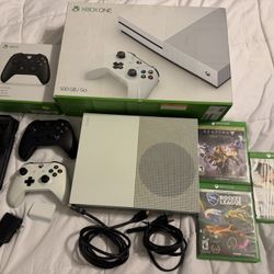 Xbox One S 500GB Bundle – Fully Working, Great Condition
