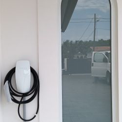 Tesla Charger Electricista 