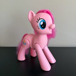 Hasbro My Little Pony Oh My Giggles Pinkie Pie Interactive Toy Wiggle Laugh 2018