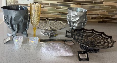 🎃 Brand-New Halloween Items – Great Deal! 🎃