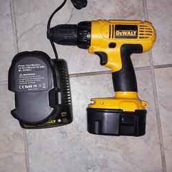 DeWalt Heavy Duty 1/2 Inch 14.4 Volt Drill Kit With Two Brand New Batteries And Brand New Charger