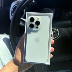 iPhone 15 PRO 128GB UNLOCKED FOR ANY CARRIER
