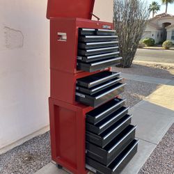 Craftsman Tool Box 65”H 26.5”W 18”D For Sale