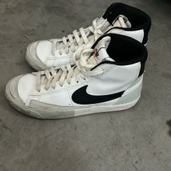 Nike blazers Us 6