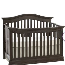 Baby Cache Montana 4-in-1 Convertible Crib 