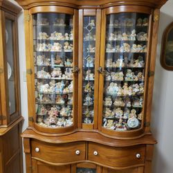 Over 400 Cherished Teddies With Cabinet $600 Firm