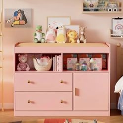 Brand new ✨️ in box️ 📦 PINK 🩷 Baby Changing Table dresser