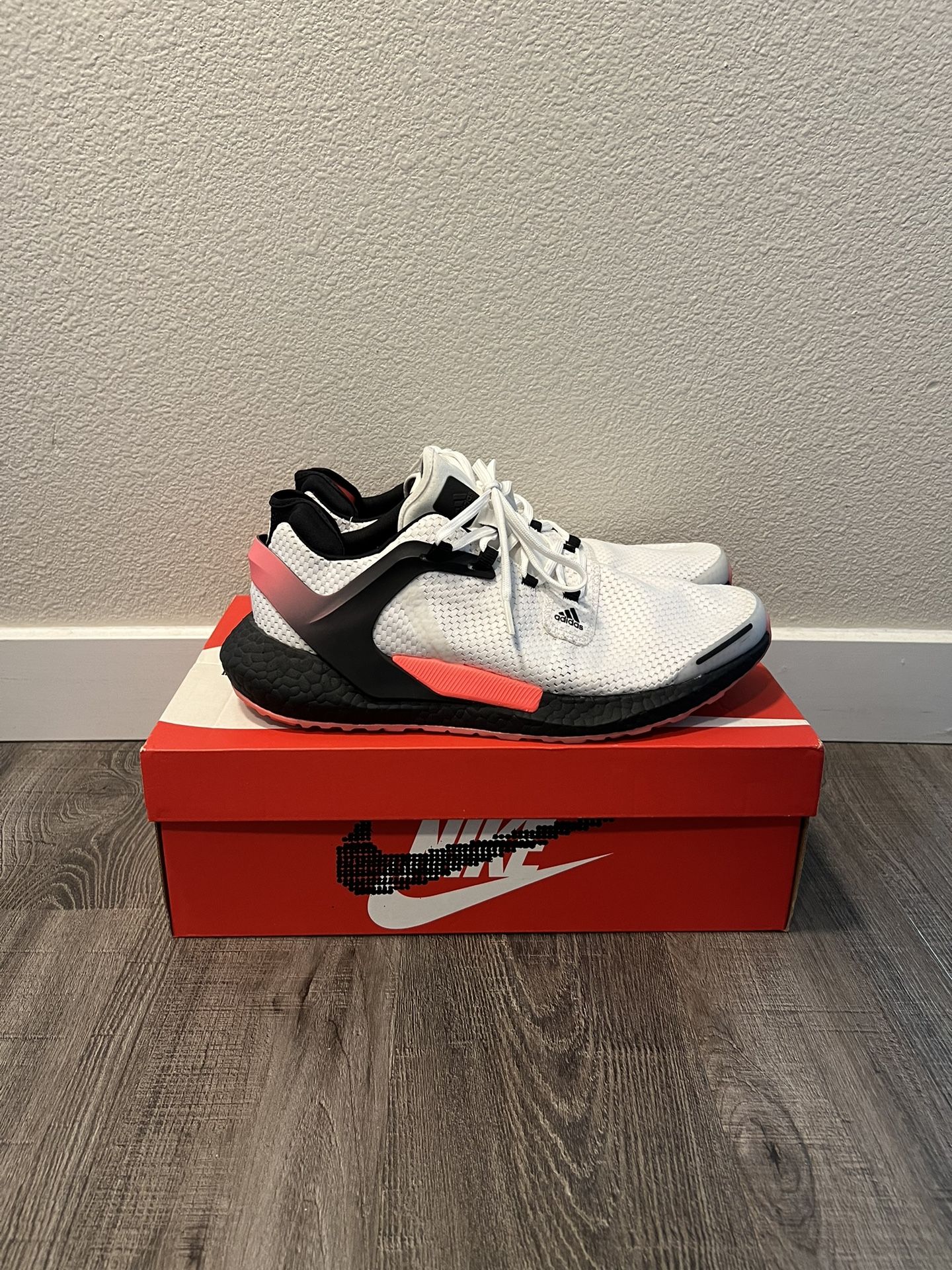 Adidas Alphatorsion Boost Size 11