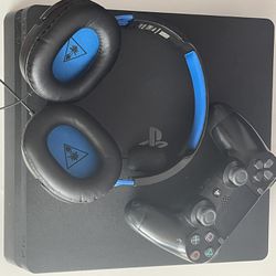 PS4 SLIM + Controller + Turtle beach headset 