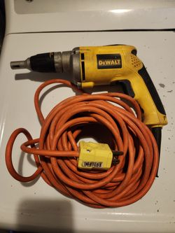 DeWALT Drywall Screw Gun