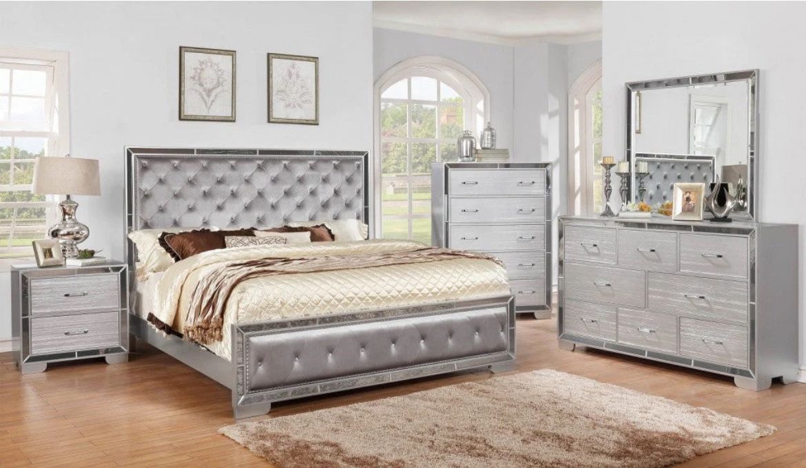Grey mirrored bedroom Set