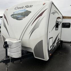 OUTDOORS RV CREEK SIDE
