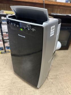 HONEYWELL - 14000 BTU 550-700 sq.ft. (9000 BTU DOE) Portable Air Conditioner Dehumidifier – Fan
ADO#: AC-9001
Brand New No Box. Price is firm.