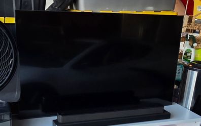 Samsung 65-inch QLED 4K Smart TV