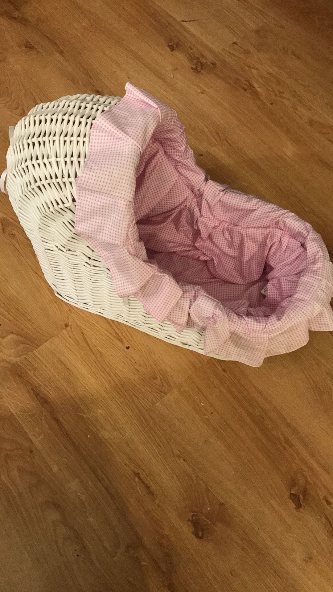 Wicker Doll bassinet