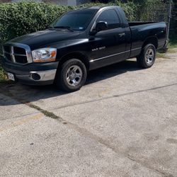 2006 Dodge Truck 
