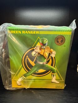 Mezco One:12 Green Ranger Exclusive Figure