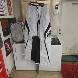 Fox Freeride Pants/Shorts. Size 36