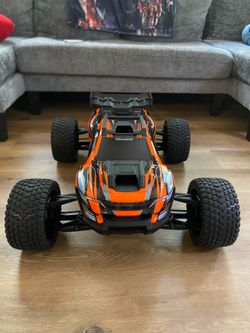 RC Car Traxxas XRT 60+ MPH