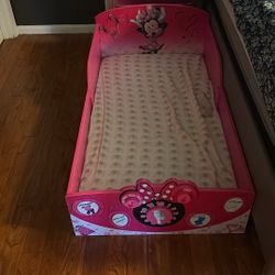 Toddler Minnie Mouse Bed $40