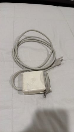 Apple 60W MagSafe Power Adapter A1344