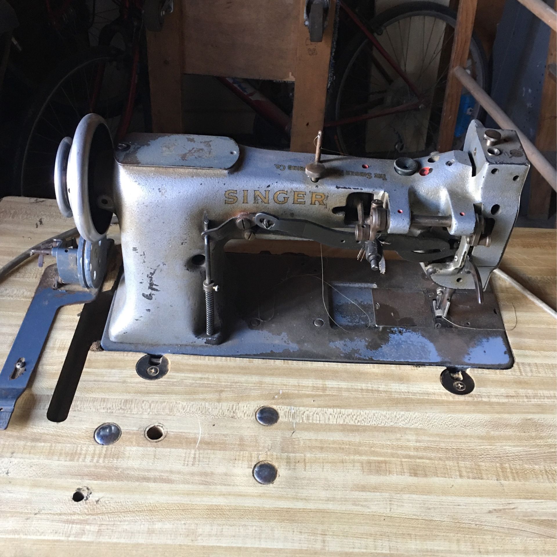 Upholstery sewing machine singer 111w155 for sale in los angeles ca