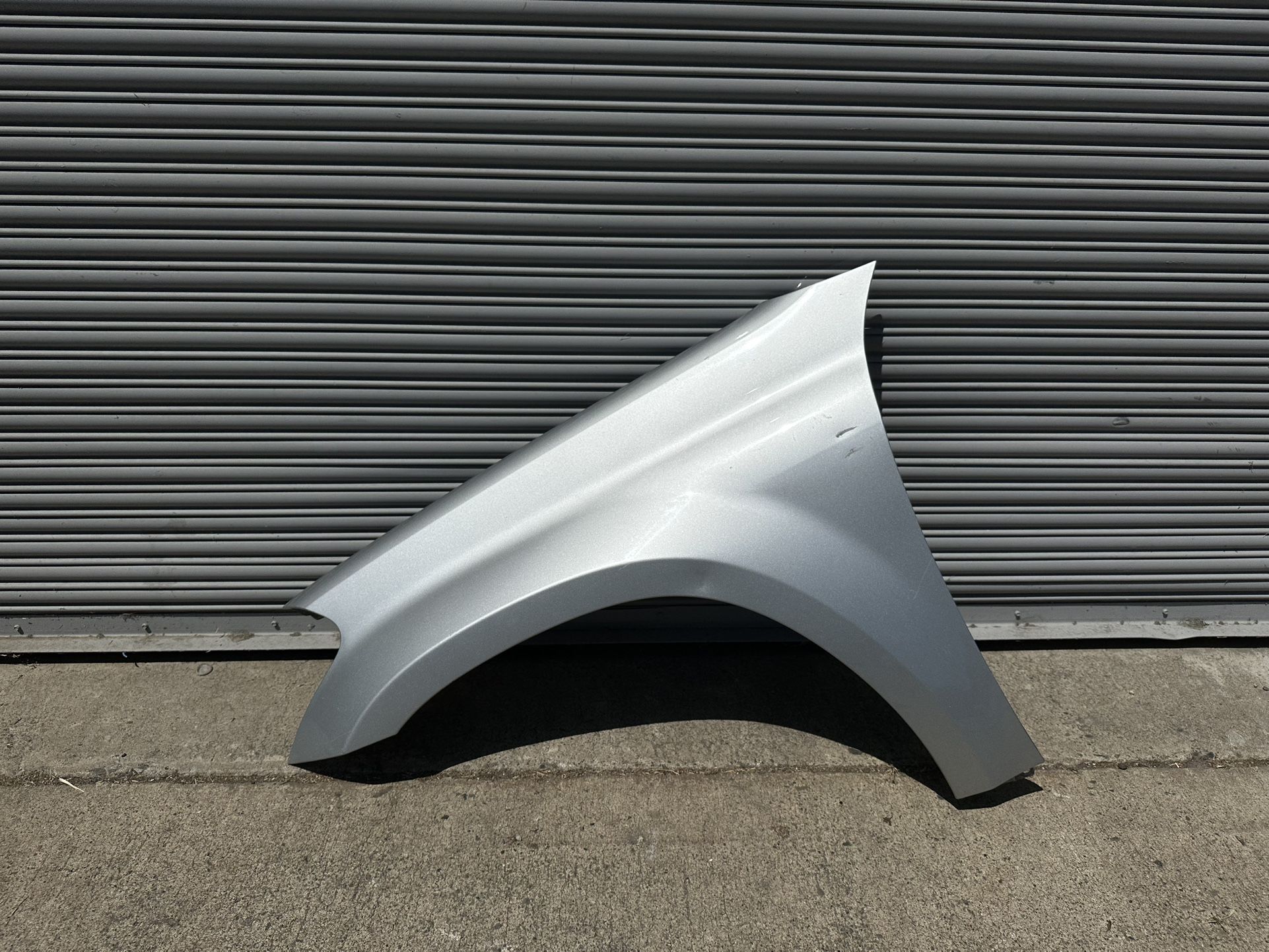 2006-2012 Mercedes GL350 GL450 GL550 Driver Left Fender