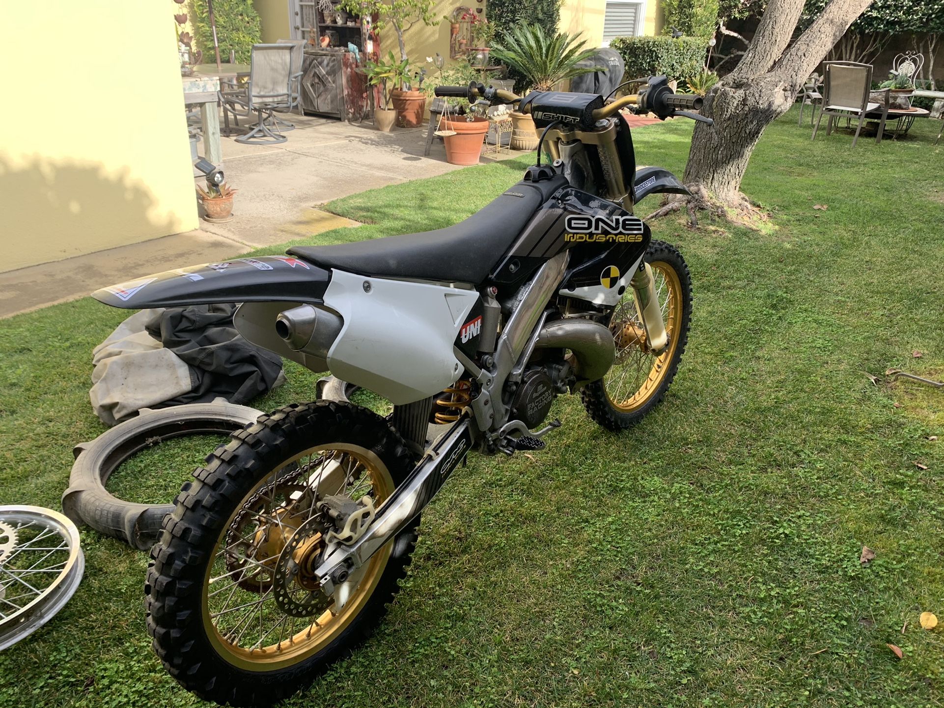 2000 Honda CR250 Dirtbike