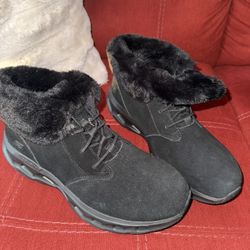 Women’s GO WALK Glide-Step 2.0 Boot Size 10