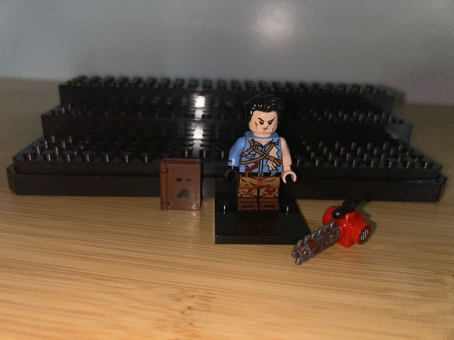 Block Mini Figure Ash From evil Dead