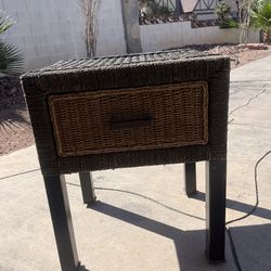 End Table / Side Table