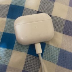 Air Pod Pro Used But It’s In Good Condition 