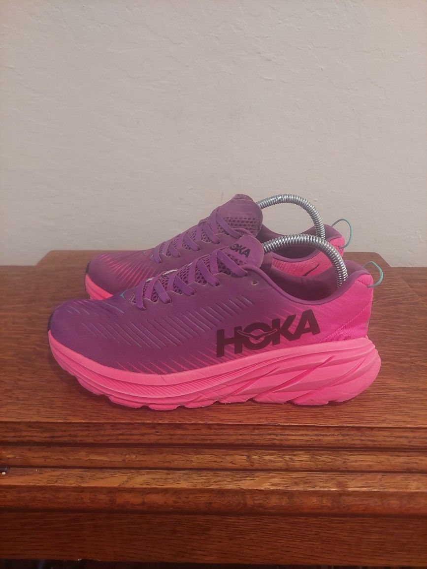 Hoka One One W Rincon 3 Athletic Running Shoes
Women's Size 8 B