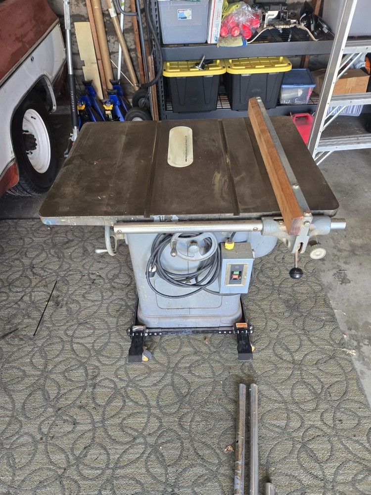 10" Delta Table Saw