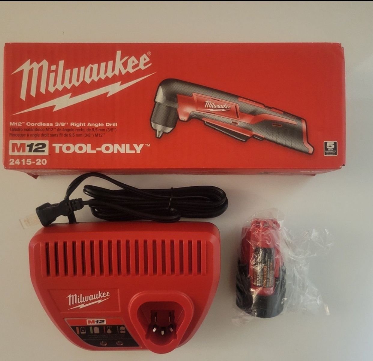 Milwaukee New Kit 3/8” Right Angle Drill M12 Battery And Charger