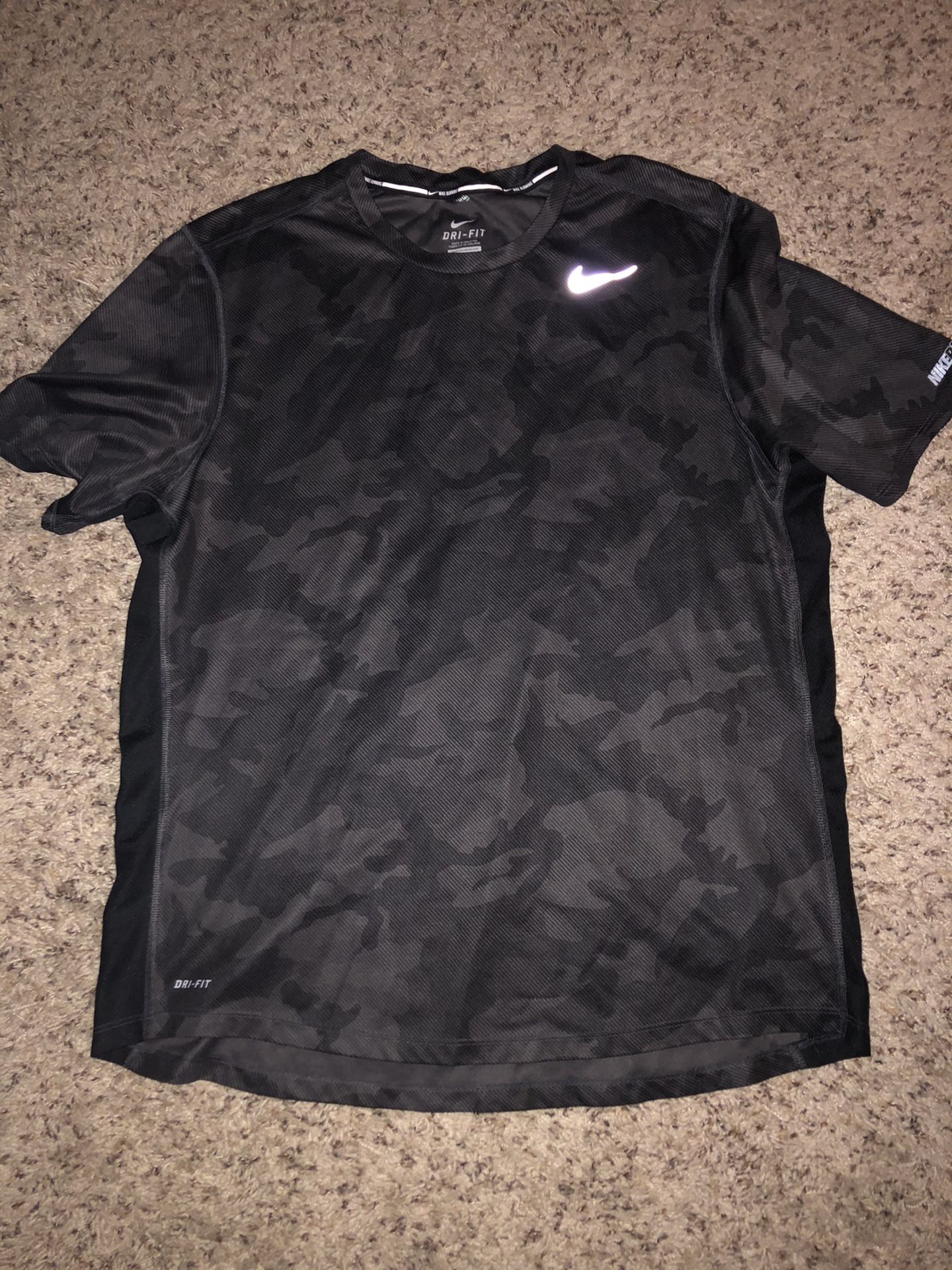 Men’s Nike Black Camo Shirt