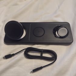 Anker MagGo 3 In 1 Wireless Charger Station 