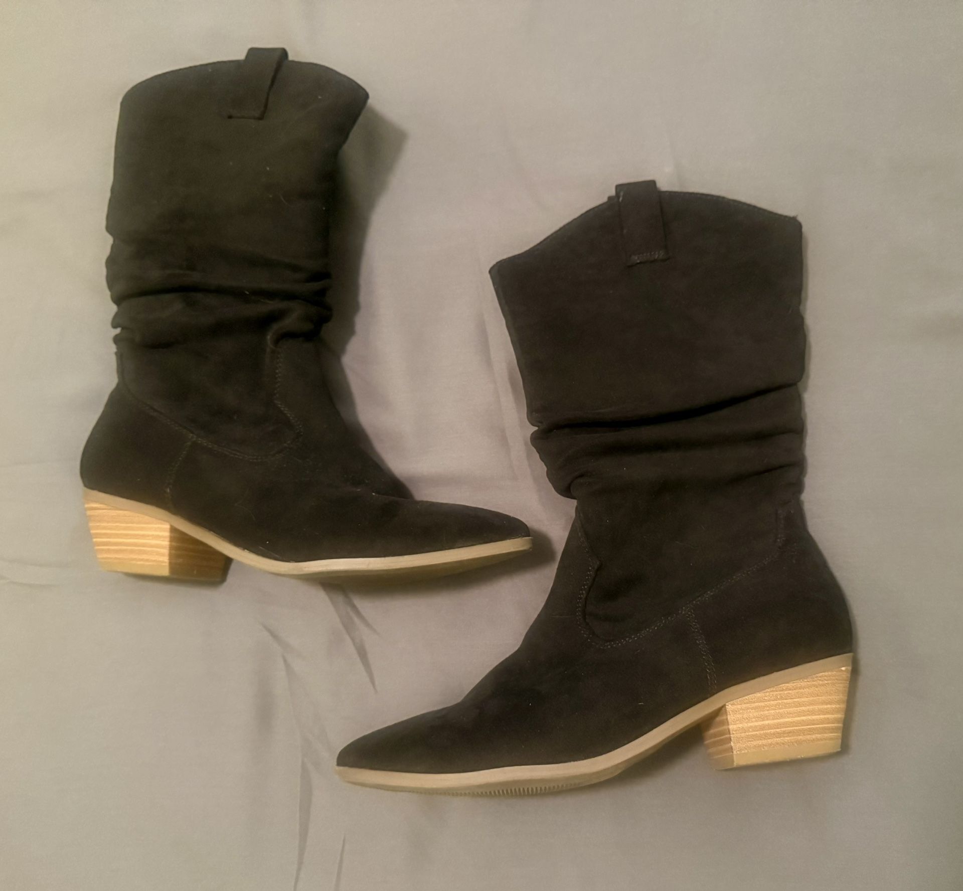 Cute Black Suede Western Style Boots Size 8 1/2