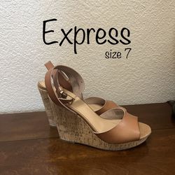 Express Heel Wedges
