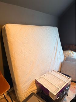 Free queen mattress