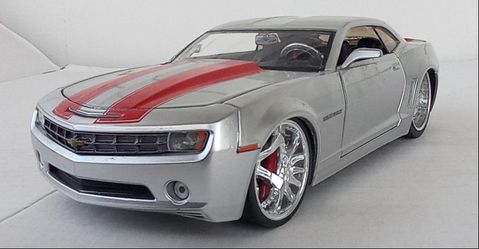 Die Cast Metal - 2006 Chevy Camaro Concert - New-