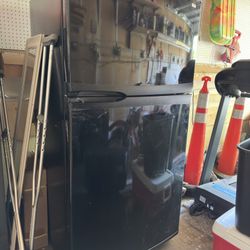 Kenmore Fridge 