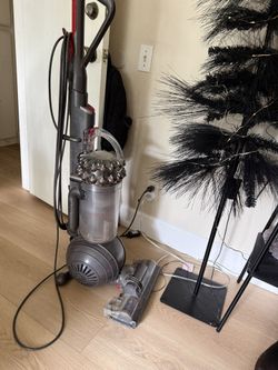 Dyson Vacuum