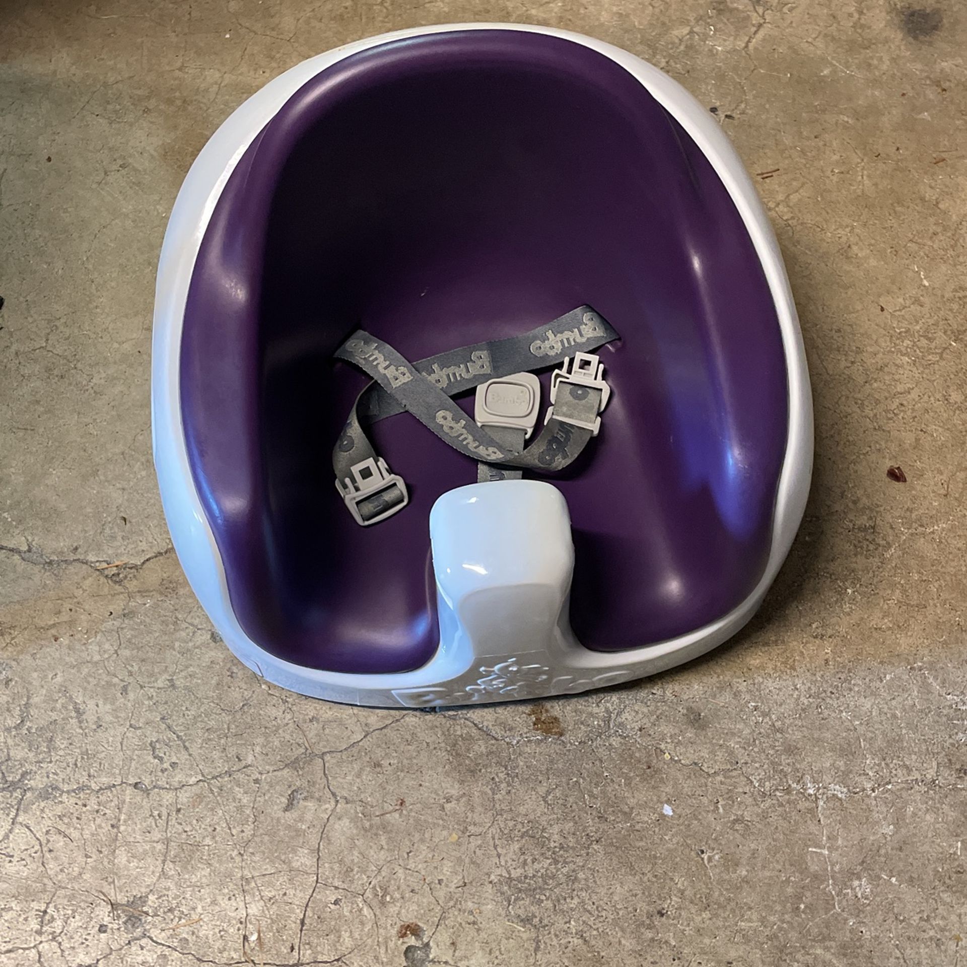 Bumbo Booster Seat - For 8-20 Month Olds - Purchased 2023 - Cleaned, Good Condition, With Tray